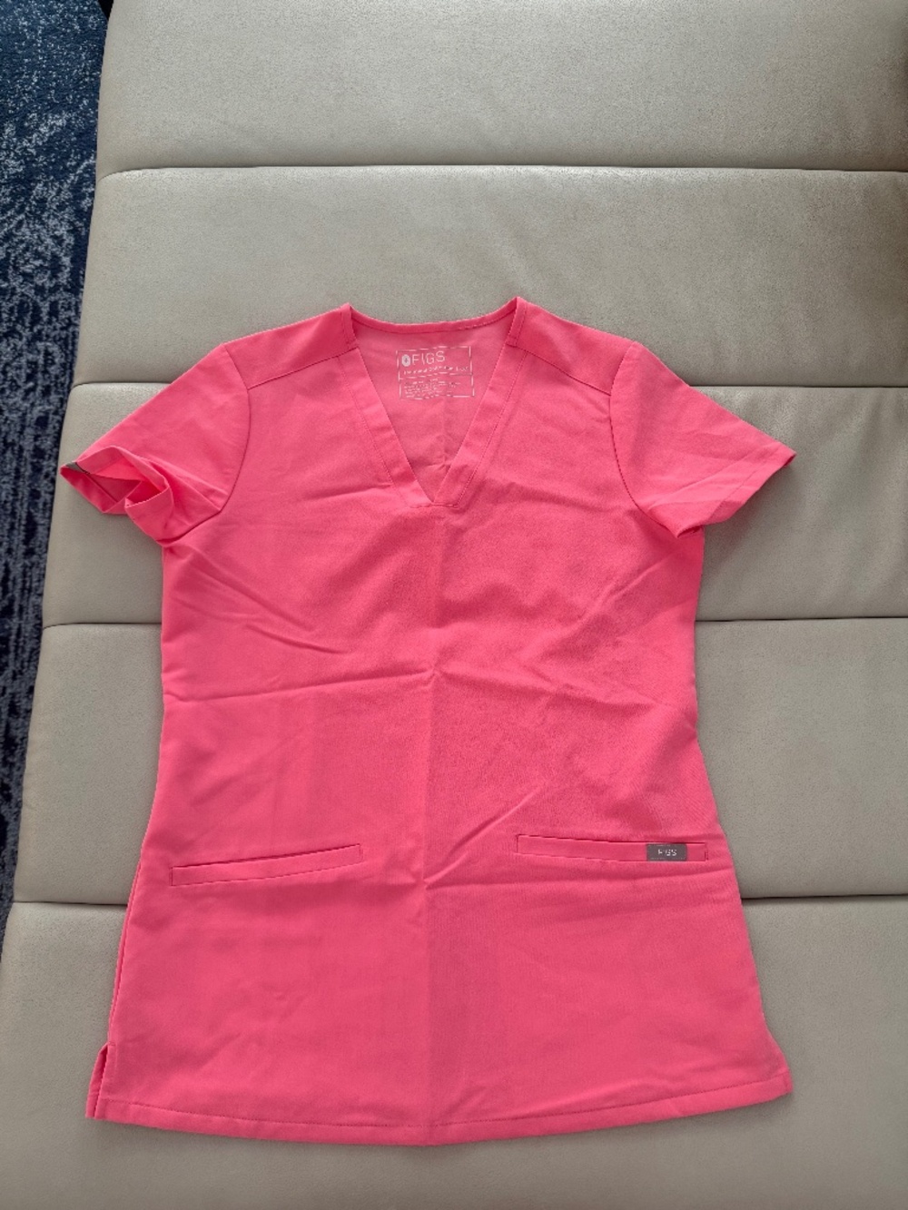 Figs pink scrub top XXS new